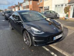 Used 2019 Tesla Model 3 Performance Sedan | £16,990 (Fair price)
