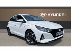 White Used 2021 Hyundai i20 SE Hatchback | £12,846 (Fair price)