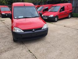 Red Used 2010 Vauxhall Combo MPV | £1,995 (Good price)