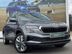 Graphite grey metallic Used 2023 Skoda Karoq SE L SUV | £20,450 (Fair price)