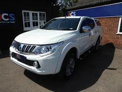 White Used 2016 Mitsubishi L200 Pickup | £13,495 (Fair price)