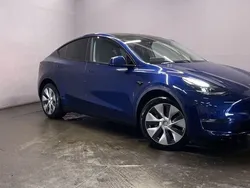 Blue Used 2022 Tesla Model Y Long Range SUV | £26,999 (Fair price)