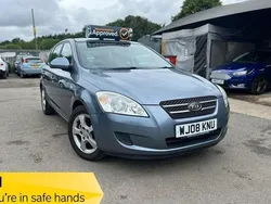 Blue Used 2008 Kia Ceed 2 Hatchback | £2,140 (Good price)