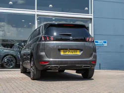 Grey Used 2022 Peugeot 5008 Premium MPV | £20,800 (Fair price)