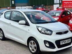 White Used 2014 Kia Picanto 2 Hatchback | £1,990 (Good price)