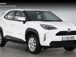 White Used 2022 Toyota Yaris Cross SUV | £19,721 (Super price)