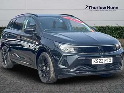 Carbon black Used 2022 Vauxhall Grandland X SRi SUV | £18,299 (Fair price)