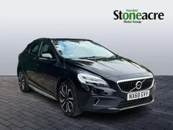 Black Used 2018 Volvo V40 CC Pro Estate | £11,500 (Fair price)