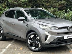 Metallic oyster grey New 2025 Renault Captur Techno SUV | £20,490 (Fair price)