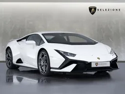 Bianco monocerus Used 2023 Lamborghini Huracán Coupe | £199,950