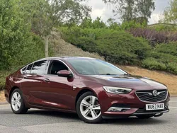 Red Used 2017 Vauxhall Insignia Elite Hatchback | £5,995 (Good price)