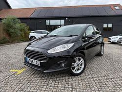 Black Used 2017 Ford Fiesta Zetec Hatchback | £5,750 (Good price)