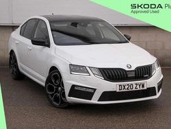 Moon white metallic Used 2020 Skoda Octavia vRS Hatchback | £18,995 (Fair price)