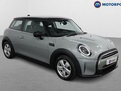 Used 2022 Mini Cooper Classic Hatchback | £17,049 (Fair price)