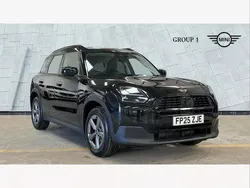 Black New 2025 Mini Countryman Classic SUV | £30,995 (Fair price)