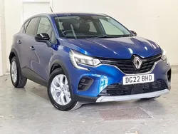 Blue Used 2022 Renault Captur Iconic SUV | £13,498 (Fair price)