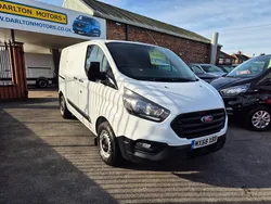 White Used 2019 Ford Transit Custom Van | £7,990 (Super price)