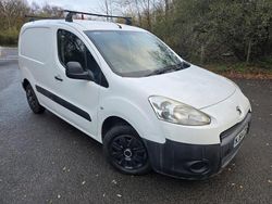 White Used 2014 Peugeot Partner S Van | £2,895 (Fair price)
