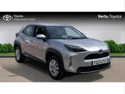Silver Used 2023 Toyota Yaris Cross SUV | £21,190 (Good price)