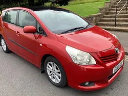Red Used 2011 Toyota Verso MPV | £1,495 (Fair price)