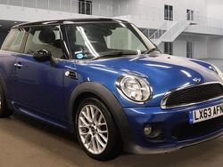 Blue Used 2013 Mini Cooper Hatch Hatchback | £4,591 (Super price)