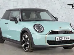 Green New 2024 Mini Cooper S Hatch Hatchback | £27,699 (Fair price)