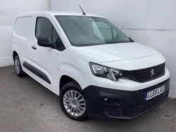 White Used 2020 Peugeot Partner MPV | £6,590 (Good price)