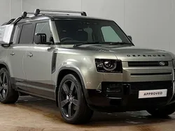Green Used 2024 Land Rover Defender HSE Dynamic SUV | £71,000 (Fair price)