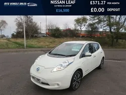 White Used 2017 Nissan Leaf Tekna Hatchback | £9,995 (Expensive)