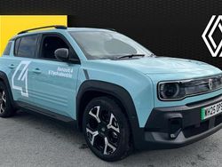 Used 2025 Renault R4 Komfort Estate | £26,490