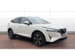 White Used 2022 Nissan Qashqai N-Connecta SUV | £20,001 (Fair price)