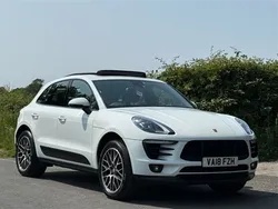 White Used 2018 Porsche Macan SUV | £25,999 (Good price)