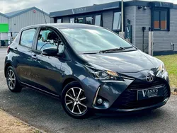 Grey Used 2018 Toyota Yaris Hatchback | £9,995 (Fair price)