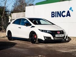 White Used 2017 Honda Civic Type R GT Hatchback | £17,630 (Fair price)