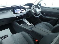 White Used 2025 Peugeot 308 Allure Hatchback | £24,995 (Fair price)