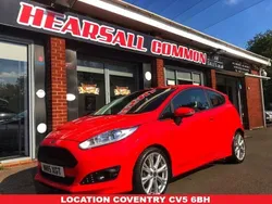 Red Used 2015 Ford Fiesta Zetec Hatchback | £5,500 (Fair price)