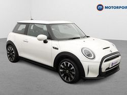 White Used 2023 Mini Cooper S Hatch Hatchback | £18,749 (Expensive)