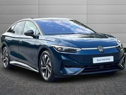 Aquamarine blue Used 2024 VW ID.7 Pro Sedan | £32,395 (Super price)