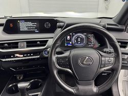 Used 2023 Lexus UX 250h SUV | £19,449 (Good price)