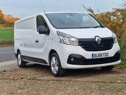 White Used 2018 Renault Trafic Business Van | £9,990 (Good price)