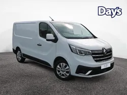 White Used 2024 Renault Trafic Van | £18,999 (Fair price)