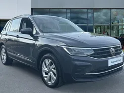 Dolphin grey metallic Used 2021 VW Tiguan Life SUV | £19,764 (Fair price)