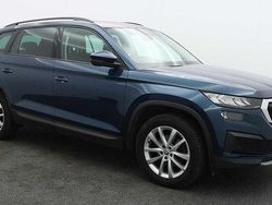 Petrol blue metallic Used 2022 Skoda Kodiaq SE SUV | £21,990 (Good price)