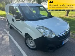 White Used 2017 Vauxhall Combo S MPV | £6,495 (A bit pricey)