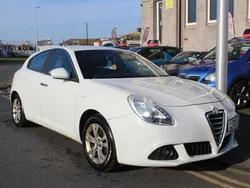 White Used 2013 Alfa Romeo Giulietta Lusso Hatchback | £3,495 (Fair price)