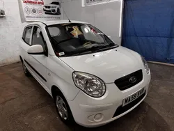 White Used 2009 Kia Picanto Hatchback | £1,990 (A bit pricey)