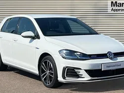 Pure white Used 2020 VW Golf VIII GTE | £17,632 (Expensive)