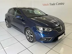 Blue Used 2017 Renault Mégane IV Dynamique Hatchback | £7,999 (Fair price)