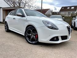 White Used 2016 Alfa Romeo Giulietta Quadrifoglio Verde Hatchback | £15,995