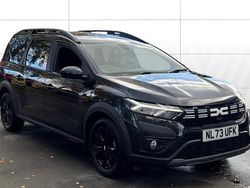 Black Used 2023 Dacia Jogger Extreme MPV | £17,056 (Fair price)
